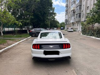 2018 Ford Mustang VI Рестайлинг, белый, 1500000 рублей, вид 5