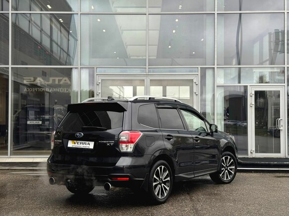 2017 Subaru Forester IV Рестайлинг 2, серый, 2050000 рублей - вид 6