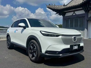 2023 Honda Vezel II, белый, 1560000 рублей, вид 3