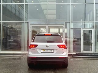 2018 Volkswagen Tiguan II, белый, 1950000 рублей, вид 5