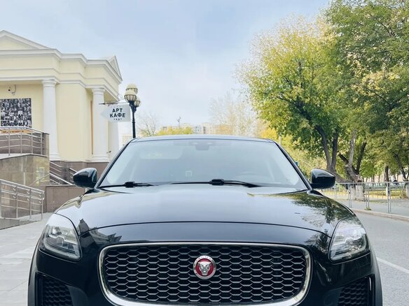 2018 Jaguar E-Pace I, чёрный, 2500000 рублей - вид 6