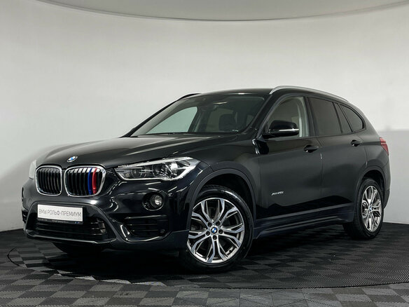 2017 BMW X1 20i xDrive II (F48), чёрный, 1870000 рублей