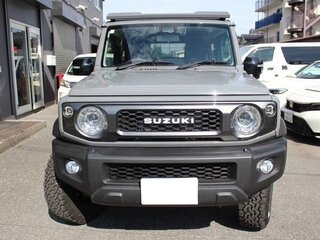 2023 Suzuki Jimny Sierra IV, серебристый, 1680000 рублей, вид 2