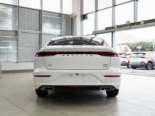 2024 Bestune B70 I Рестайлинг, белый, 2803000 рублей, вид 4
