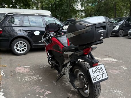 2010 Honda VFR 1200, красный, 750000 рублей, вид 5