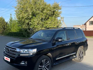 2016 Toyota Land Cruiser 200 Series Рестайлинг 2, чёрный, 4900000 рублей, вид 1