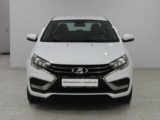 2024 Lada (ВАЗ) Vesta I Рестайлинг (NG), белый, 1349900 рублей, вид 3