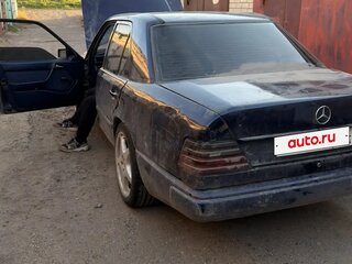1989 Mercedes-Benz W124 200, синий, 150000 рублей, вид 5