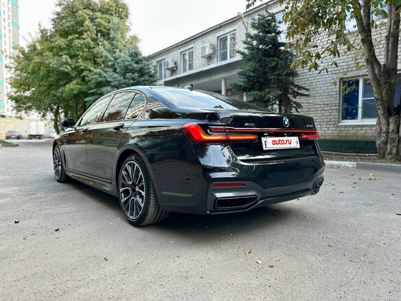 2020 BMW 7 серии 730d xDrive VI (G11/G12) Рестайлинг, чёрный, 8500000 рублей - вид 8