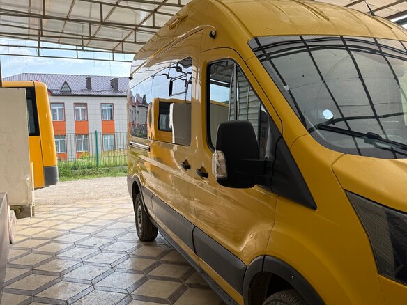 2017 Ford Transit, жёлтый, 2400000 рублей - вид 8
