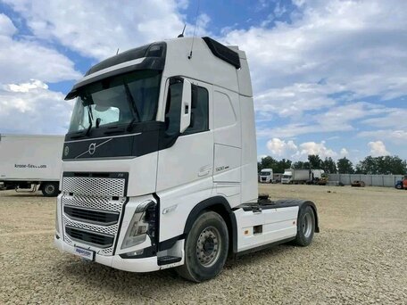 2023 Volvo FH, белый, 12620000 рублей, вид 1
