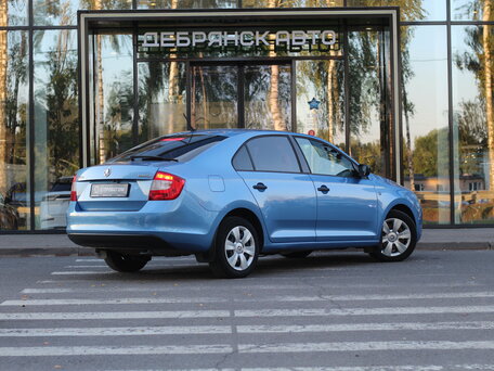 2016 Skoda Rapid I, синий, 1060000 рублей, вид 4
