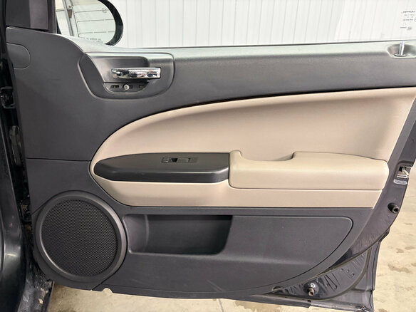 2010 Dodge Caliber I, чёрный, 647000 рублей - вид 18