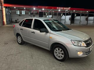 2013 Lada (ВАЗ) Granta I, серебристый, 370000 рублей, вид 2