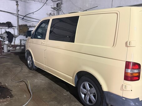 2008 Volkswagen Transporter, бежевый, 2000000 рублей, вид 3