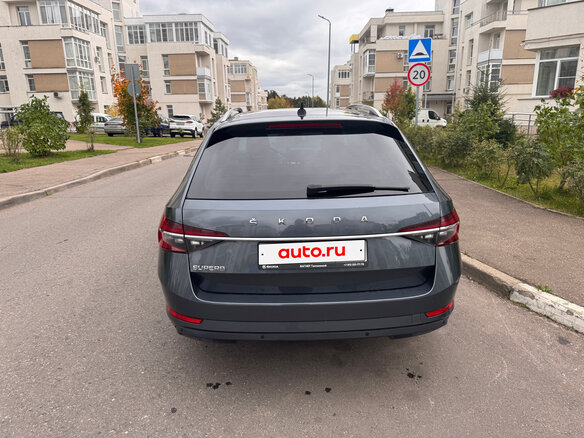 2020 Skoda Superb III Рестайлинг, серый, 2520000 рублей - вид 6