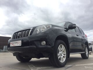 2013 Toyota Land Cruiser Prado 150 Series Рестайлинг 1, чёрный, 3820000 рублей, вид 2