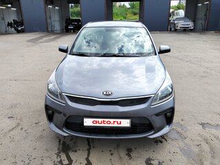 2018 Kia Rio IV, серый, 870000 рублей, вид 1