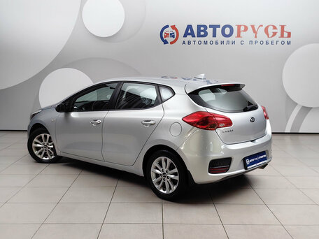 2018 Kia Ceed II Рестайлинг, серебристый, 1435000 рублей, вид 2