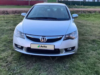 2008 Honda Civic Hybrid VIII Рестайлинг, серебристый, 820000 рублей, вид 2
