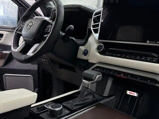 2023 Toyota Sequoia III, чёрный, 15500000 рублей, вид 5