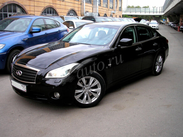 2010 Infiniti M M25 IV, чёрный