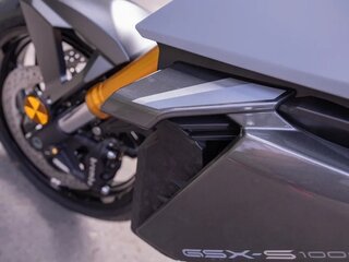 2022 Suzuki GSX-S 1000, серебристый, 1400000 рублей, вид 4