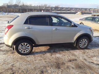 2014 SsangYong Actyon II Рестайлинг, серебристый, 1400000 рублей, вид 3