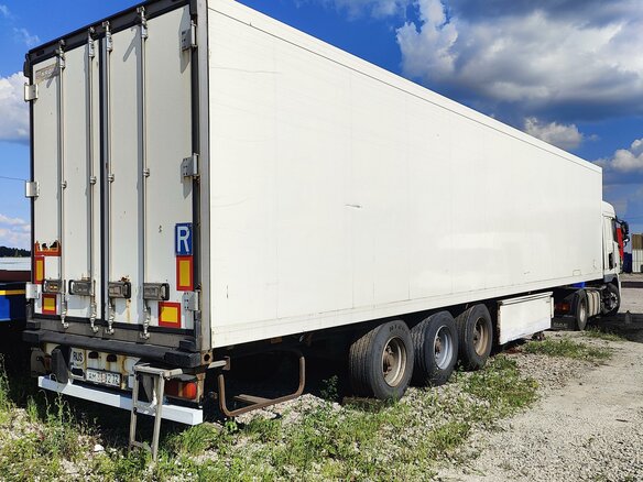 2010 Krone Cool Liner, белый, 2800000 рублей - вид 6