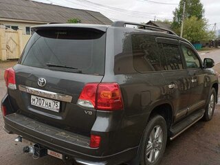 2014 Toyota Land Cruiser 200 Series Рестайлинг 1, серый, 5050000 рублей, вид 3