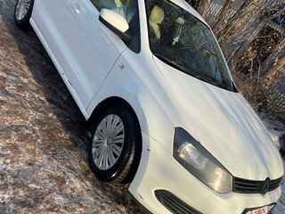 2014 Volkswagen Polo V, белый, 750000 рублей, вид 1