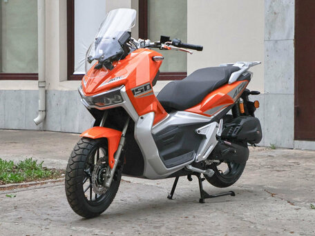 2023 Motoland T-MAX 150, оранжевый, 184350 рублей, вид 1