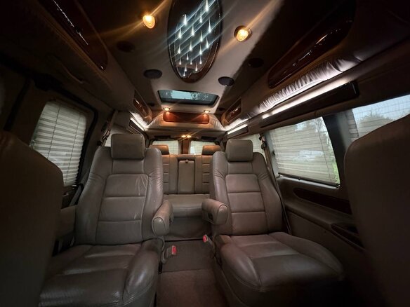 2011 Chevrolet Express II, чёрный, 1700000 рублей - вид 18