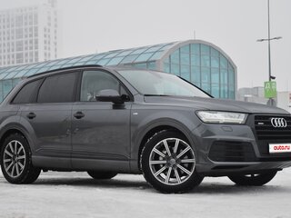 2017 Audi Q7 II (4M), серый, 5100000 рублей, вид 3