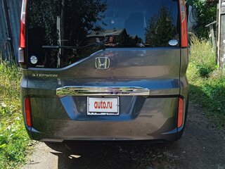 2018 Honda Stepwgn V Рестайлинг, серый, 1825000 рублей, вид 5