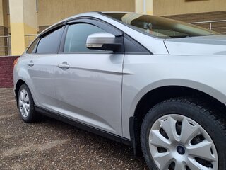 2011 Ford Focus III, серебристый, 950000 рублей, вид 3