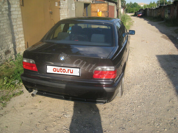 1995 BMW 3 серии 323i III (E36), чёрный - вид 1