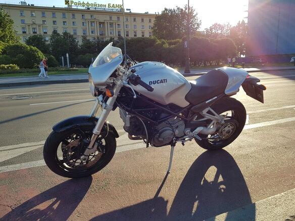 2007 Ducati Monster S2R, серебристый - вид 6