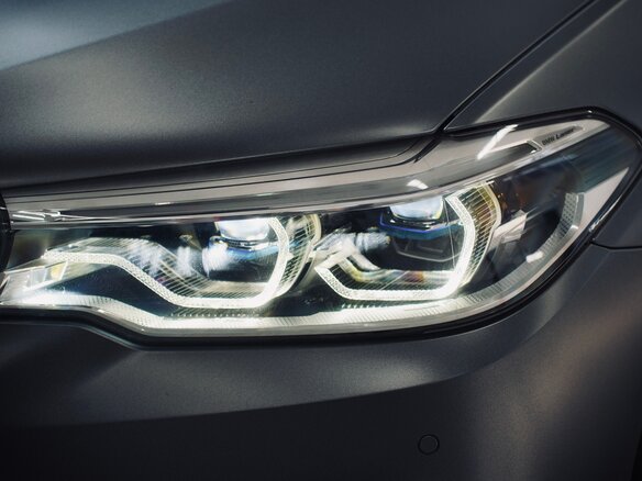2019 BMW 5 серии M550i xDrive VII (G30/G31/G38), чёрный, 5990000 рублей - вид 14