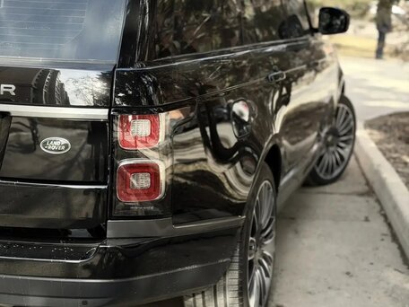2020 Land Rover Range Rover Long IV Рестайлинг, чёрный, 12500000 рублей, вид 3