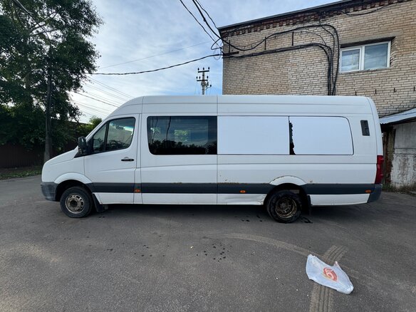 2012 Volkswagen Crafter, белый, 1000000 рублей - вид 2