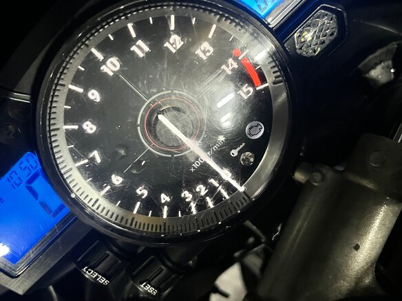 2008 Yamaha YZF-R1, чёрный, 650000 рублей - вид 5