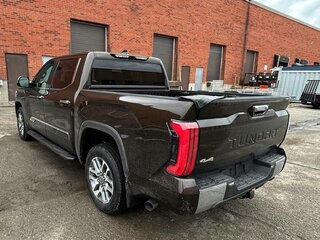 2024 Toyota Tundra CrewMax III, коричневый, 10018767 рублей, вид 2