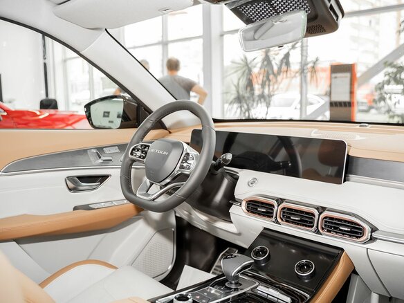 2026 Jetour X70+ I Рестайлинг, чёрный, 3399000 рублей - вид 13