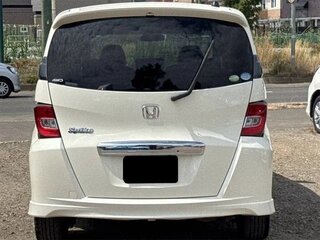 2016 Honda Freed Spike I Рестайлинг 2, белый, 899000 рублей, вид 3