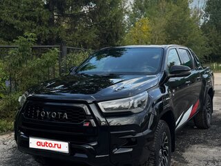 2023 Toyota Hilux VIII Рестайлинг 2, чёрный, 6650000 рублей, вид 1