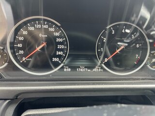 2016 BMW 5 серии 520i VI (F10/F11/F07) Рестайлинг, белый, 1700000 рублей, вид 5