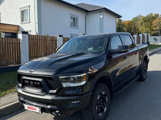 2023 Ram 1500 Crew Cab eTorque V, чёрный, 7999000 рублей, вид 2