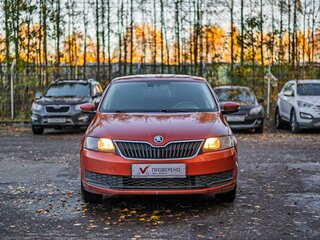 2018 Skoda Rapid I Рестайлинг, оранжевый, 950000 рублей, вид 3