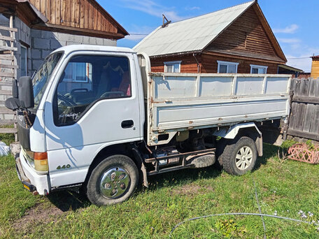 1995 Isuzu Elf (N-series), белый, 1300000 рублей, вид 5